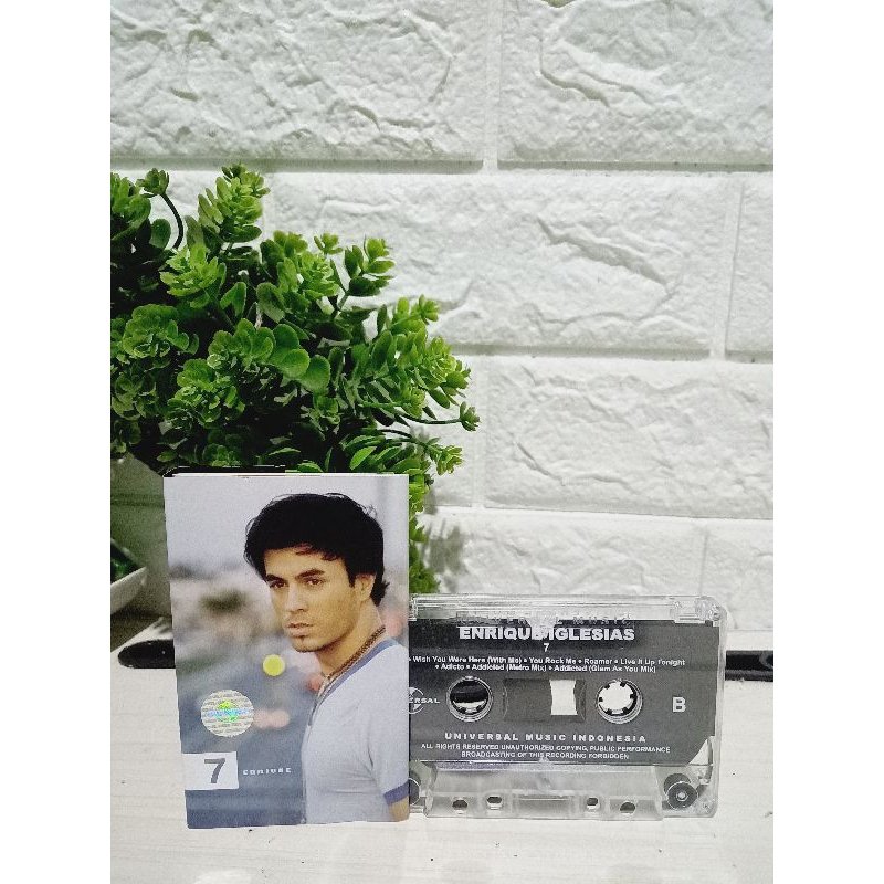 Kaset ENRIQUE IGLESIAS