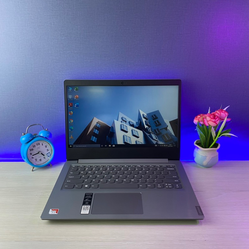 Laptop Lenovo Ideapad S145 Amd A4-9425 Ram 4GB SSD 256GB Window10 MULUS