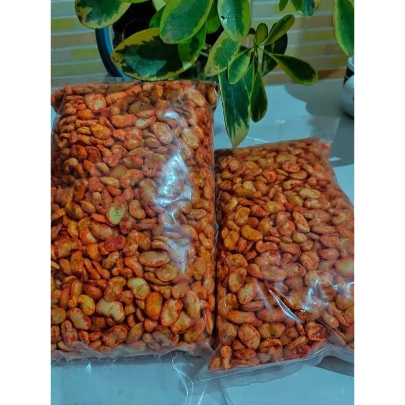 

kacang koro kupas pedas