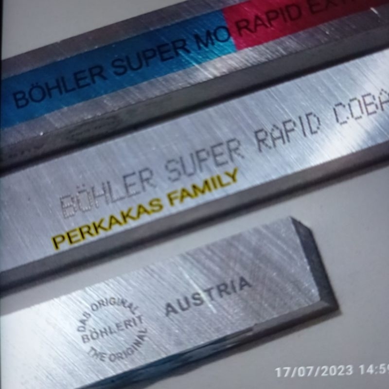 PAHAT BUBUT BOHLER HSS ORIGINAL CO 5% 1/2 X 1/2 X 4" 12 mm