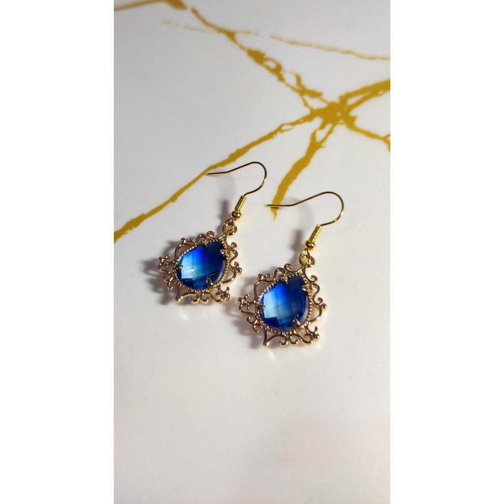 Anting-Anting Permata Biru rembulan tipe 012