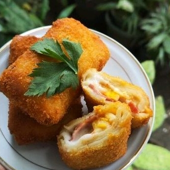 

Risoles Mayo Beef Egg - Homemade - Fresh Everyday