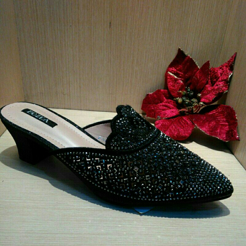 Sandal Wanita Bozka
