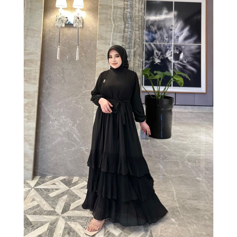Gamis Plisket Tingkat by. Shella Saukia
