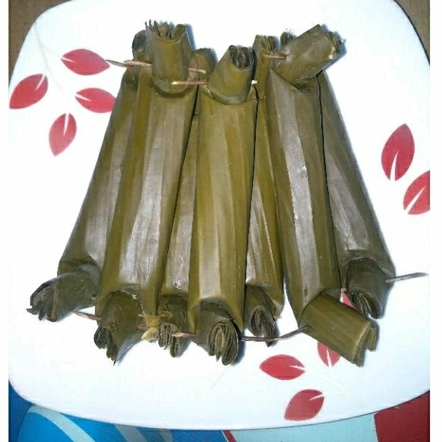 

lontong daun mini