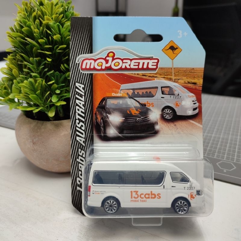 Diecast Majorette Toyota Hiace White Putih Tampo Cab