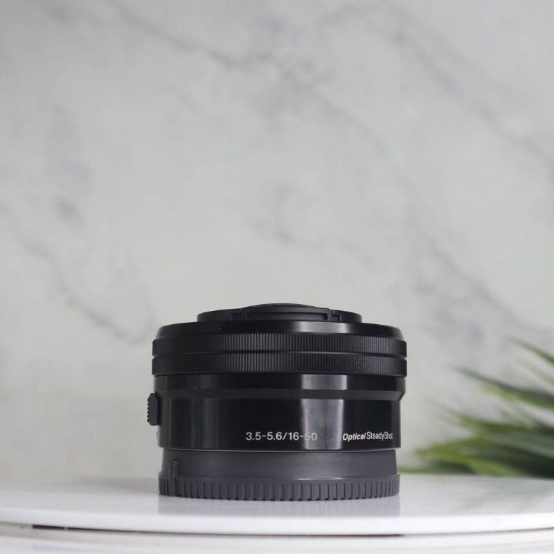 Lensa Kit Sony 16-50mm f 3.5-5.6 OSS Mulus No Minus for Sony A6000 A6100 A6300 A6400 A6500 A5100