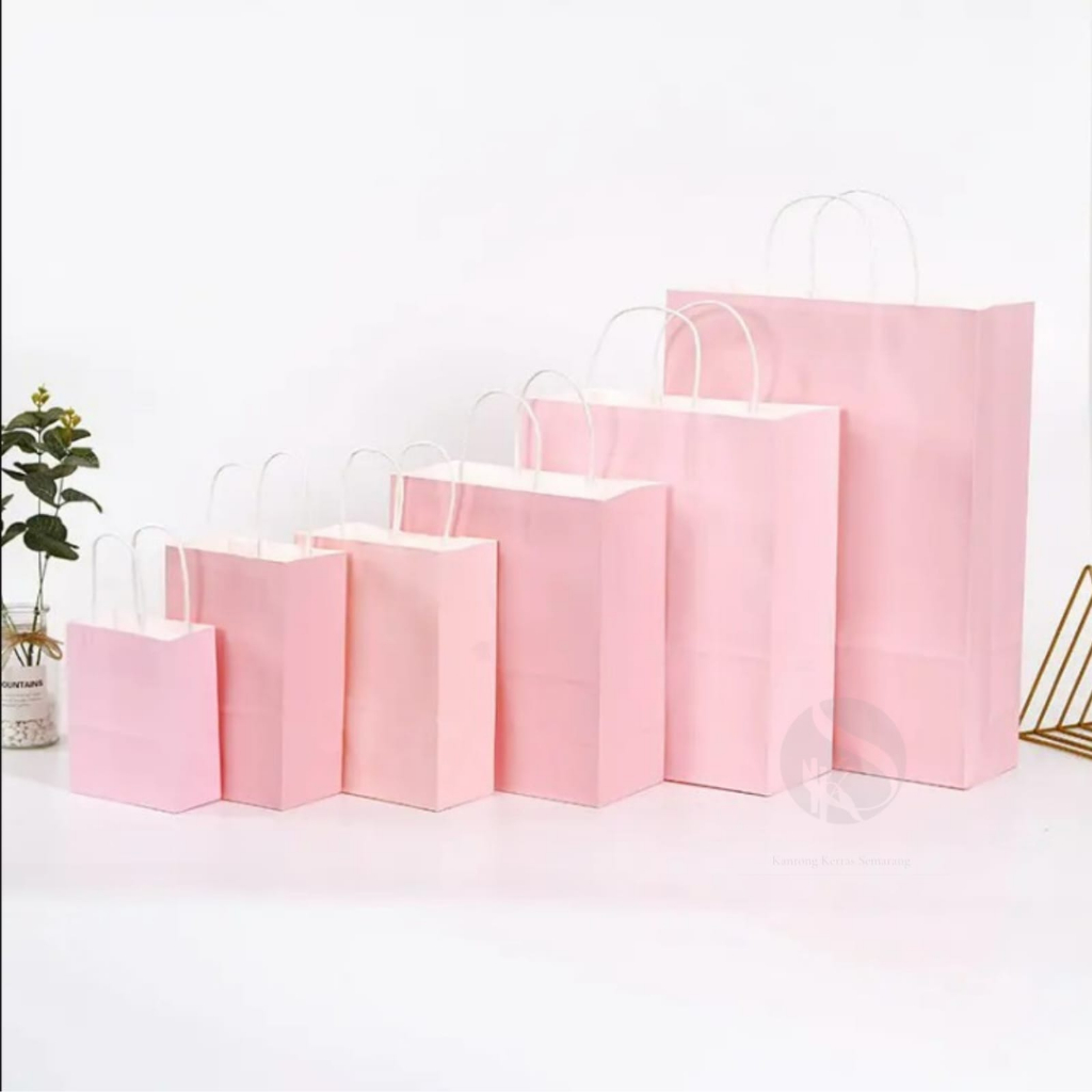 

Paperbag SOS L PINK 18X8X18cm + Tali Putih Twist