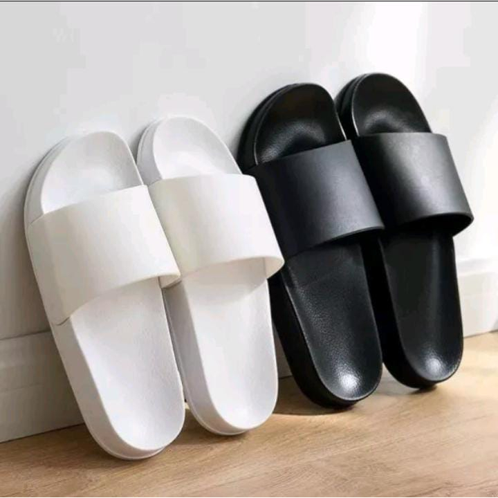 SANDAL SLOP PRIA & WANITA-HITAM & PUTIH POLOS SANDAL SLIDE UNISEX PRIA & WANITA