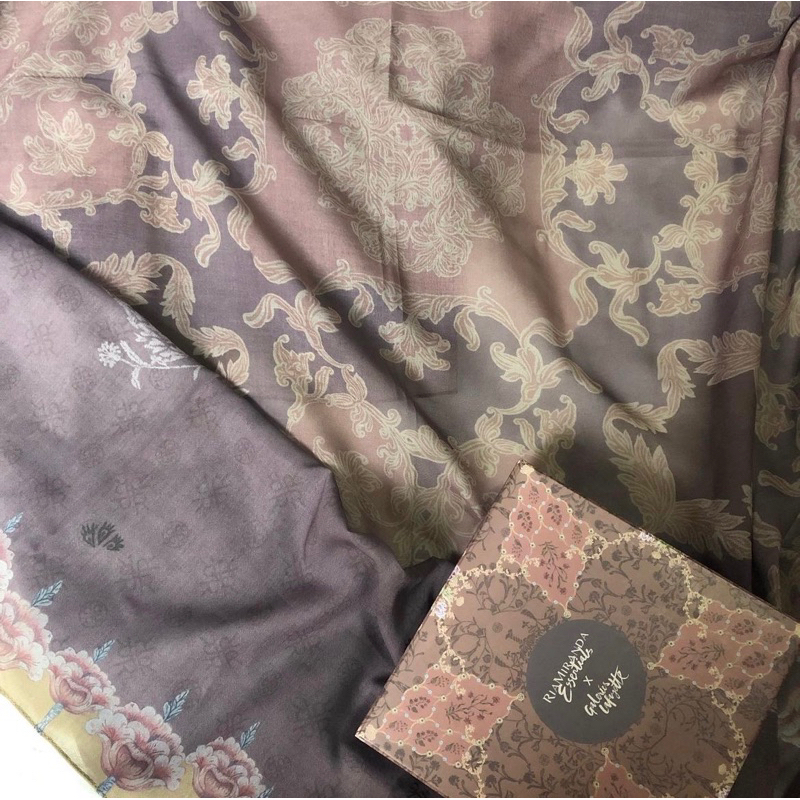 Preloved Haima Scarf Ria Miranda x Galleries Lafayette