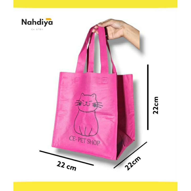 

Tas Spunbond 22 x 22 Custom Sablon - Souvenir Promosi - Seminar Kit