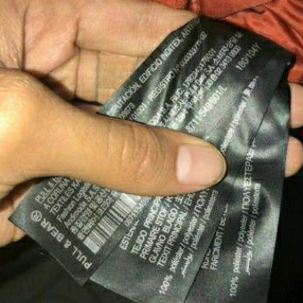 Varsity Harvard (Pull and Bear)