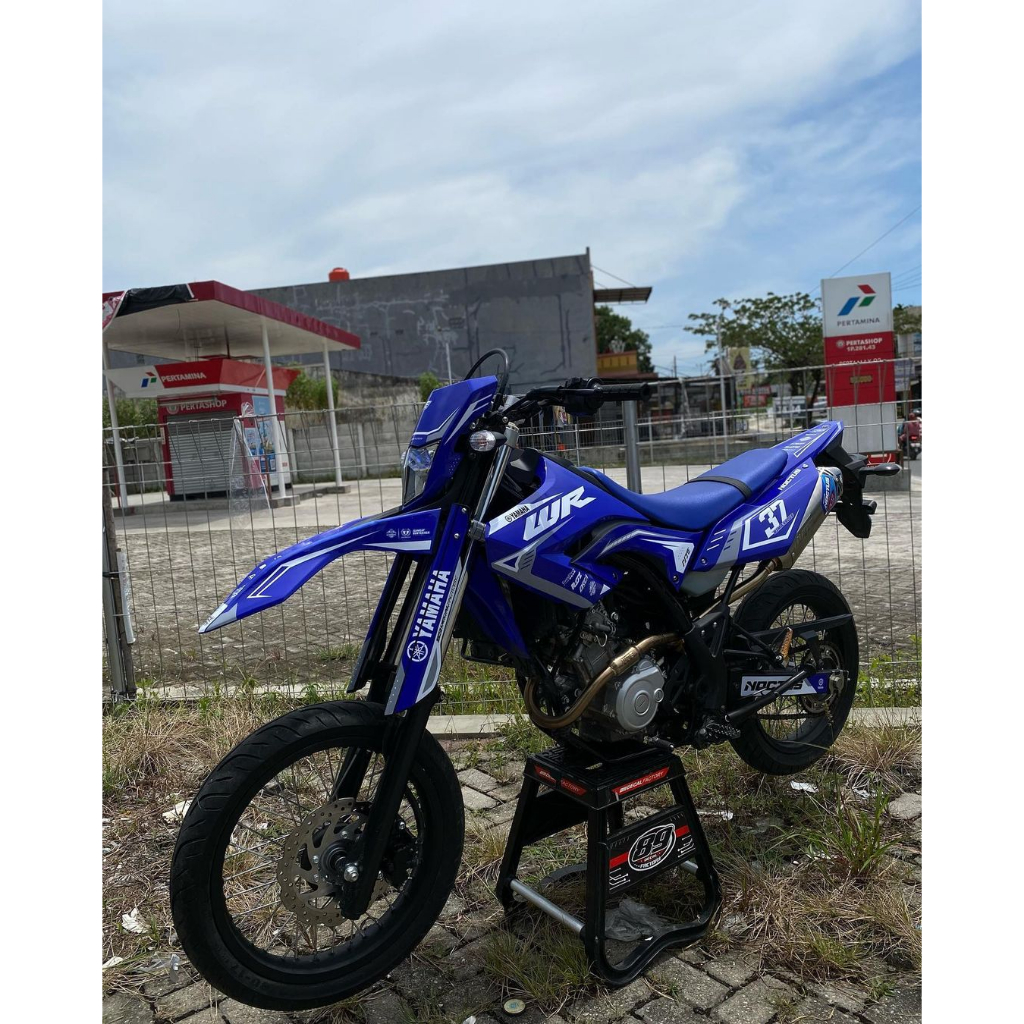 DECAL WR 155 HITAM DECAL WR 155 SUPERMOTO FULL BODY HITAM SUPER GLOSSY