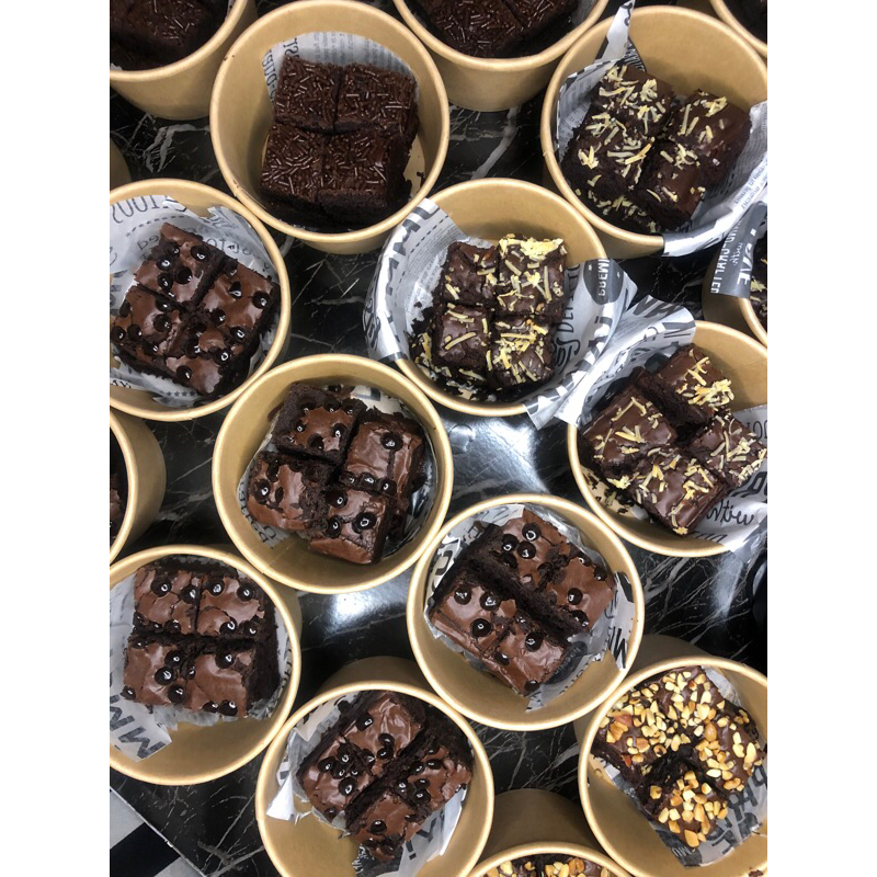 

BROWNIES BITES TOPPING | BROWNIES PANGGANG | KEJU | ALMOND | OREO | CHOCOCHIPS