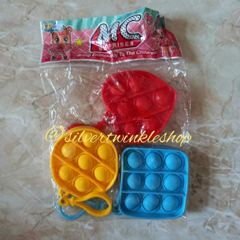 Mainan edukasi anak gantungan kunci pop it popit key chain persegi hati love lingkaran bentuk puzzle