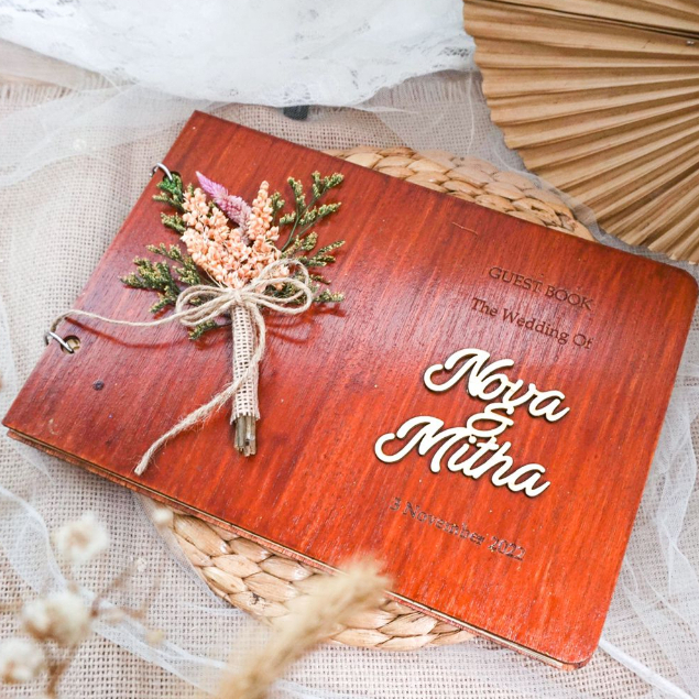 Buku Tamu Pernikahan Tema Rustic