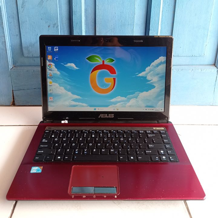 Laptop Asus A43S Merah Intel Core i3 RAM 4GB SSD 128GB Windows 11