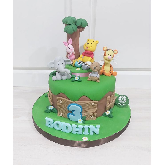 

WINNIE THE POOH / KUE ULANG TAHUN CUSTOME