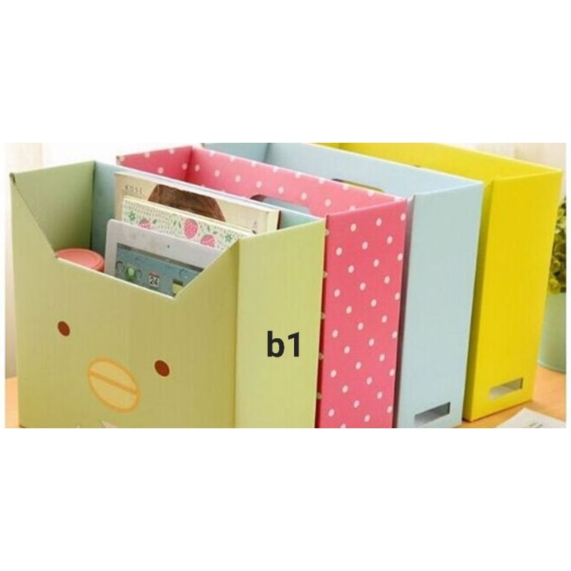 

tempat alat tulis dan tempat buku untuk arsip arsip penting (kerajinan tangan)