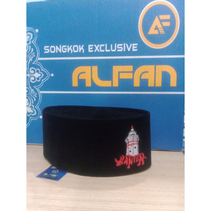 peci menara badak songkok banten