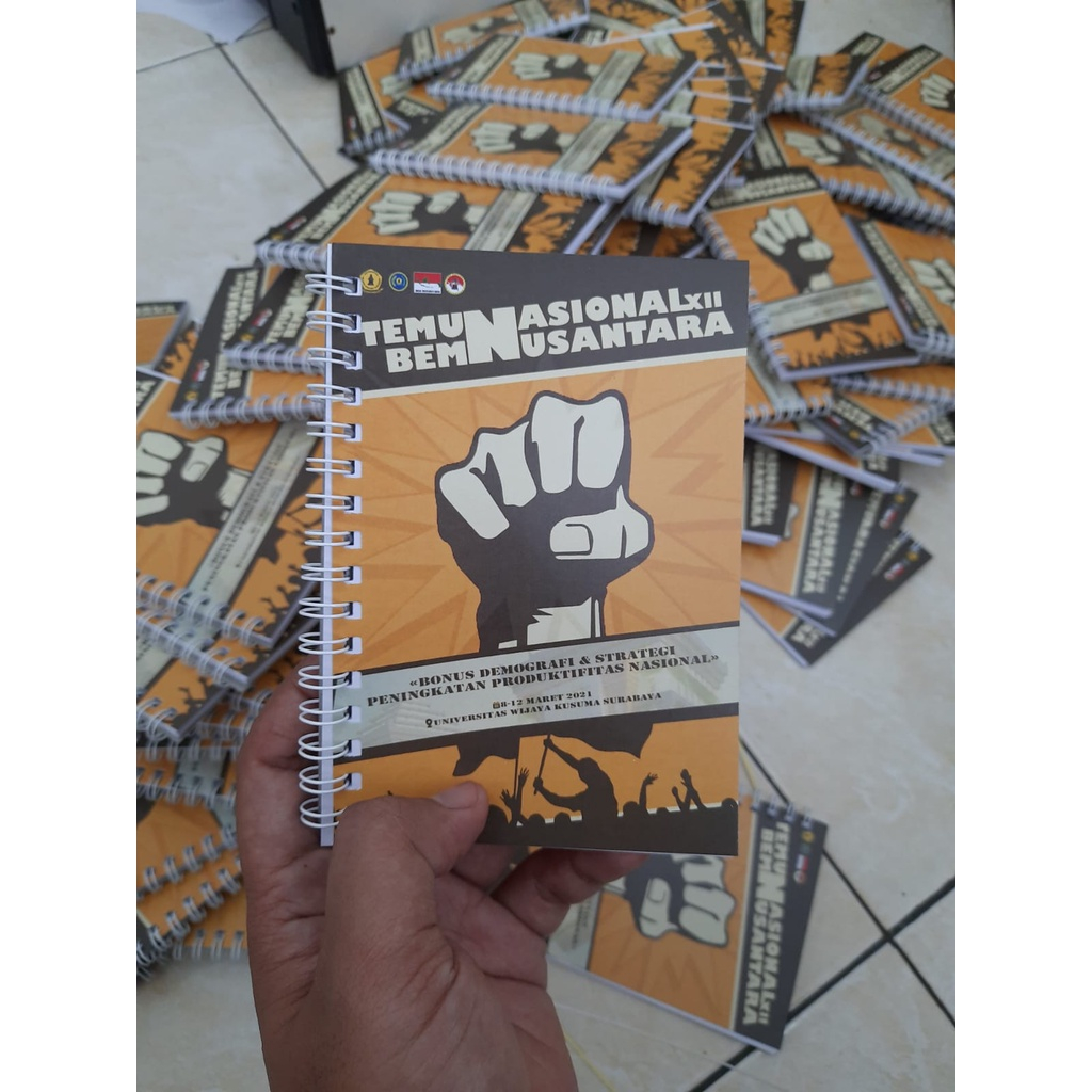 

Blocknote / Notes / notebook Jilid Spiral Custom untuk seminar kit Ukuran A6 ISI 30-50 Lembar MALANG