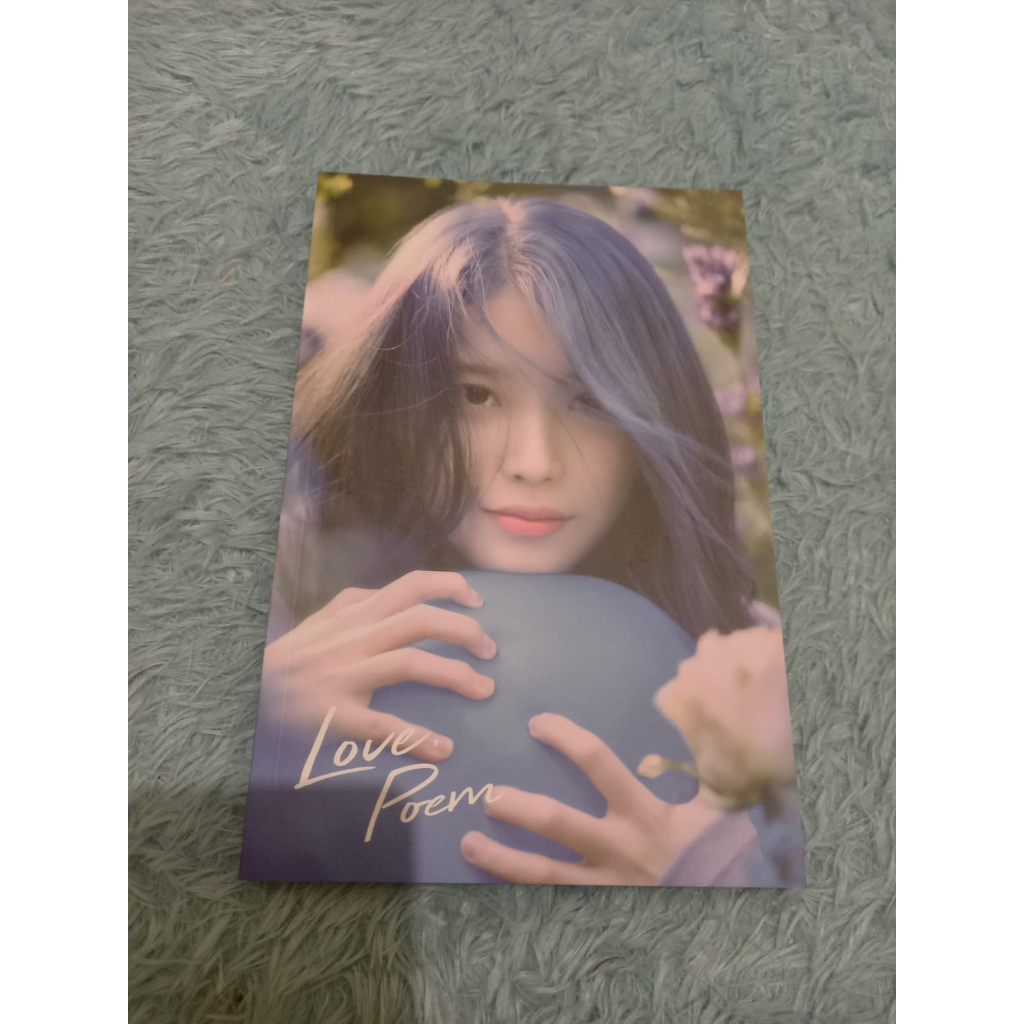 Photobook IU 2019 Tour Concert Love Poem in Seoul DVD