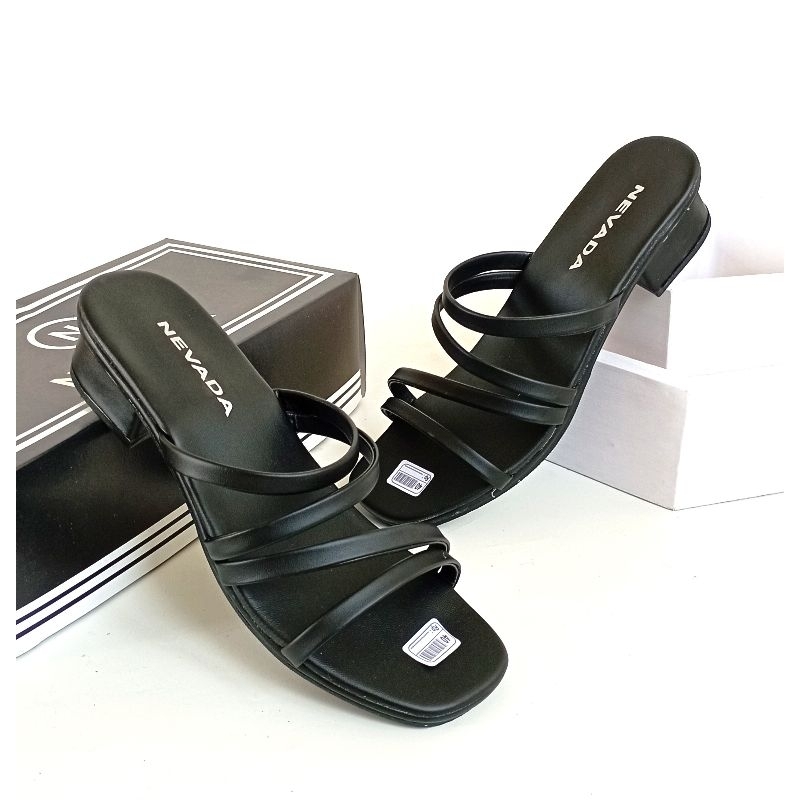 Sandal heels hak tahu pesta