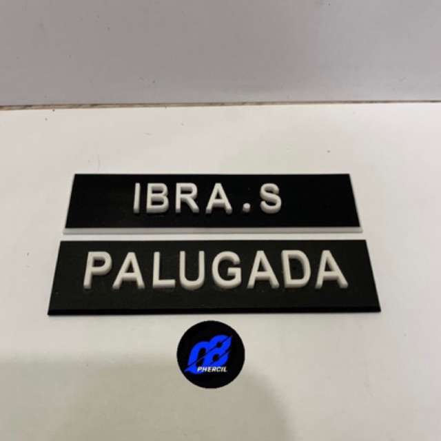 

NAMA NAME TAG DADA GRAFIR TIMBUL PAPAN NAMA GRAFIR DADA TIMBUL