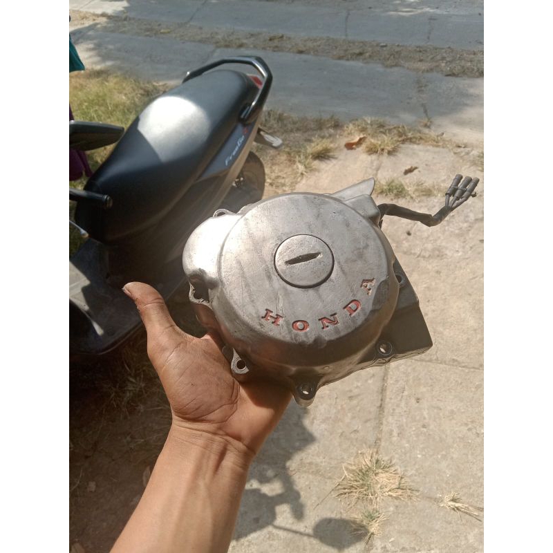 BLOK MAGNET MEGAPRO GL ENGKEL ORI AHM