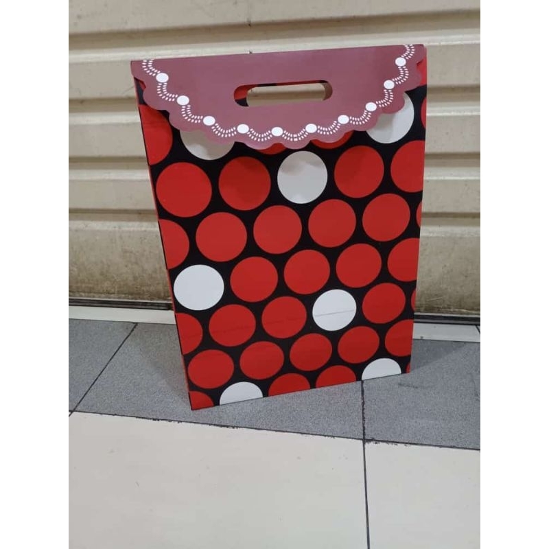 

paper bag xl amplop polkadot isi 12 pcs terlaris dan termurah