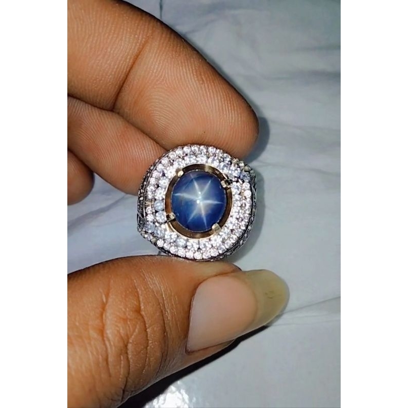 Natural Blue Star Sapphire Srilanka