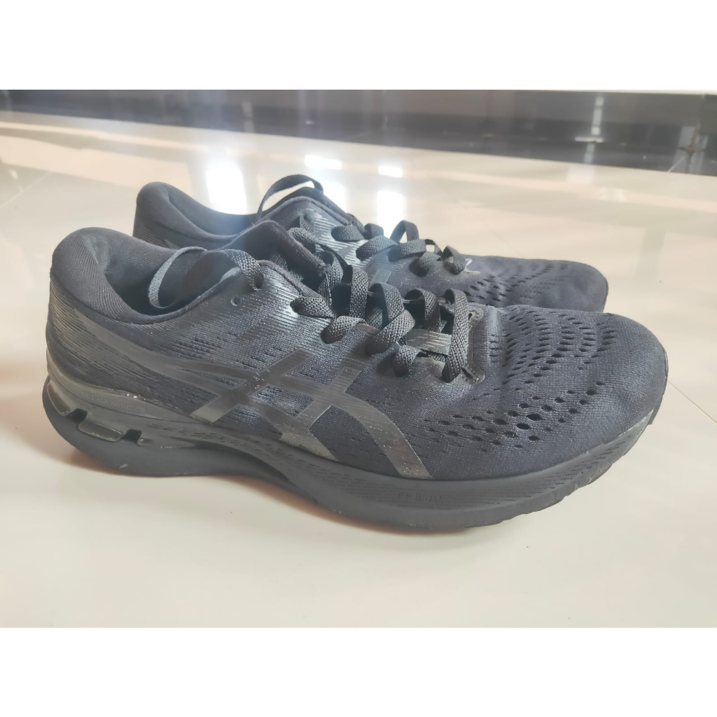 Asics Gel Kayano 28 size 46