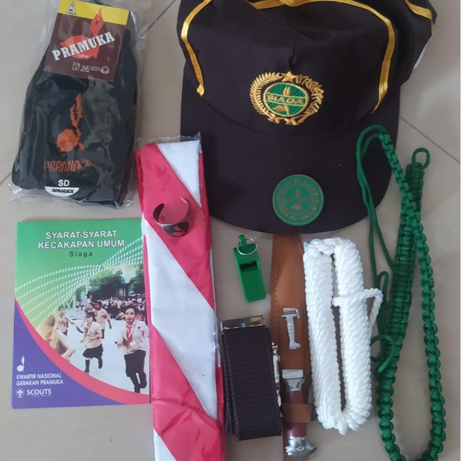 

Paket Atribut Perlengkapan Pramuka Tingkat Siaga Putri SD Kelas 1-3