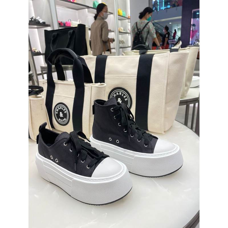 Sepatu wanita sneakers Charles&Keith original store