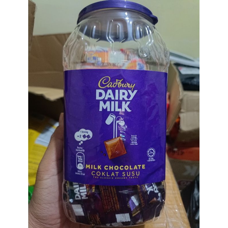 

Cadburry Dairy Milk Malaysia 90 pcs Halal