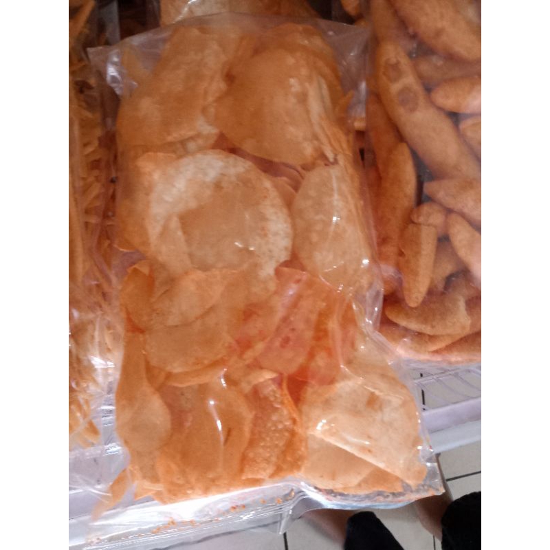 

keripik talas pedas manis 200 gram