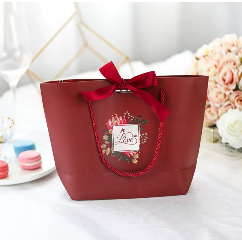 

Paperbag untuk special occasion Bridesmaid/ Ultah/ Special Gift