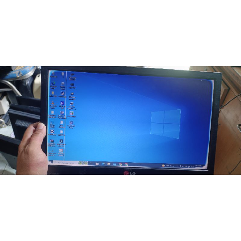 monitor komputer LED LG minus