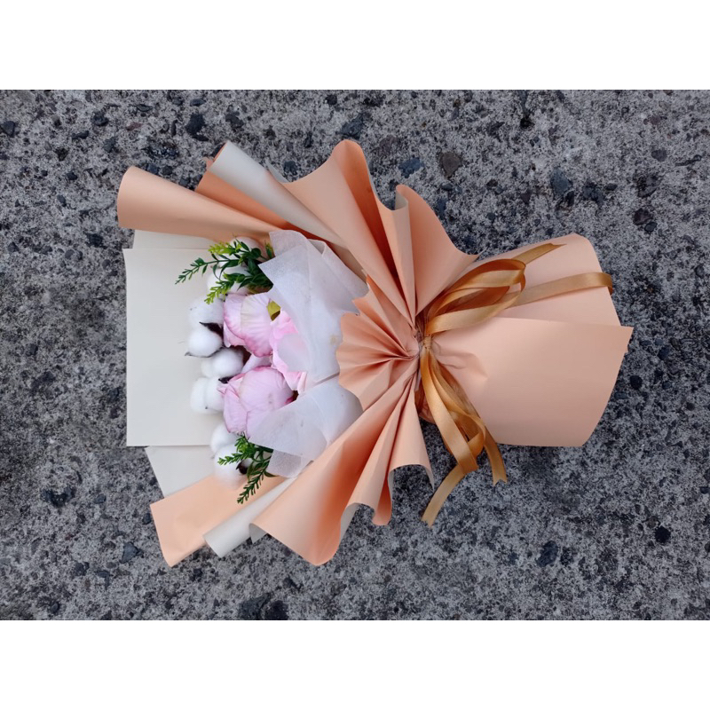 Buket bunga dan buket snack