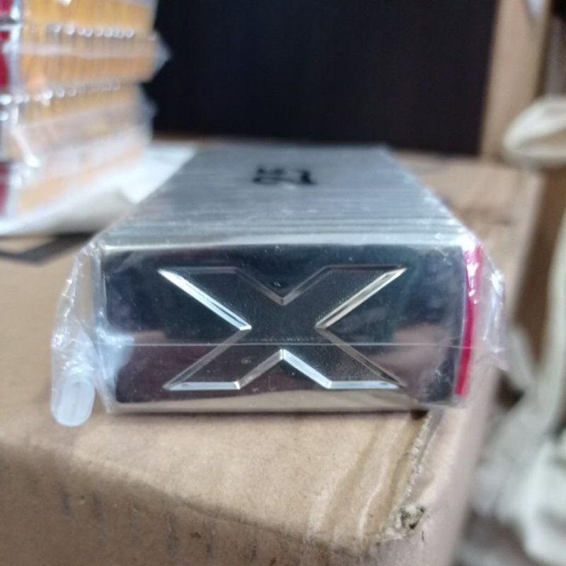 emblem tulisan x untuk mobil luxio dan grandmax original asli