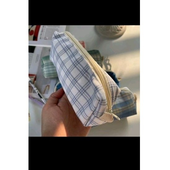 

Tempat pensil aesthetic