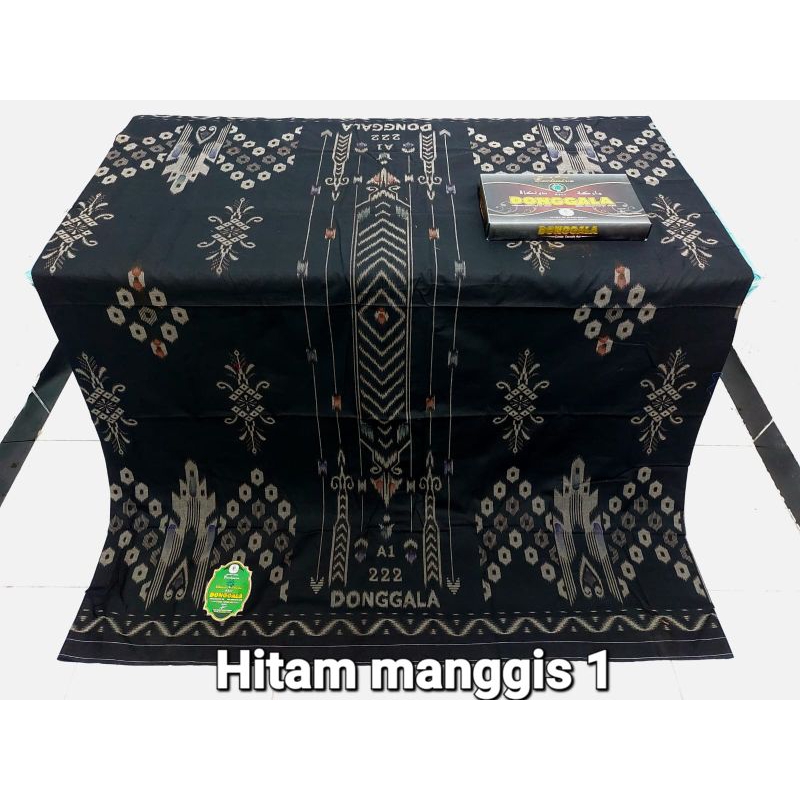 Sarung Donggala Hitam