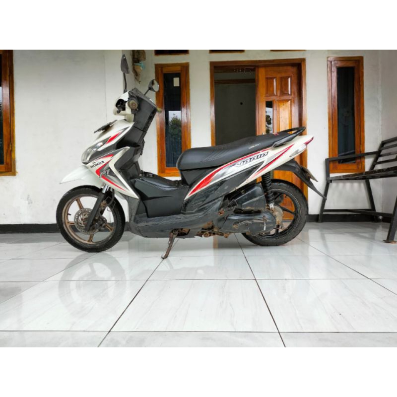 BOX BAGASI TENGAH VARIO FI 110 LED