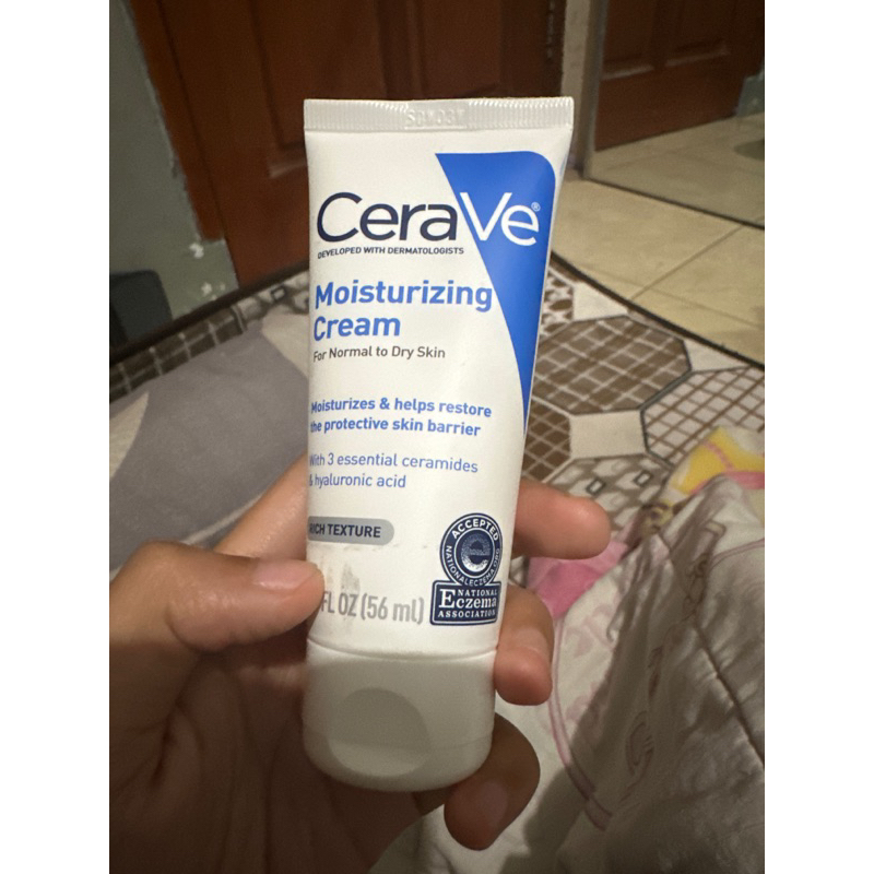 preloved cerave moisturizing cream