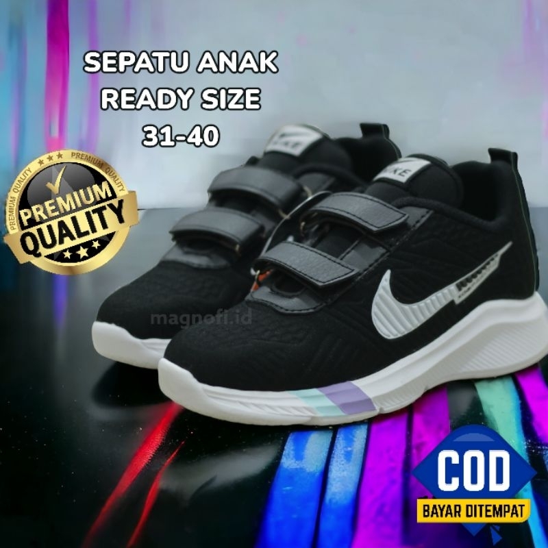 MAGNOFI Sepatu Sekolah Anak TK SD SMP Anak Perempuan Laki Laki Nike Zoom Kid Velcro Tali Sneakers Pe