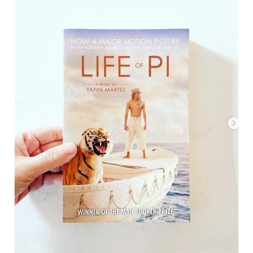 LIFE OF PI - buku import original