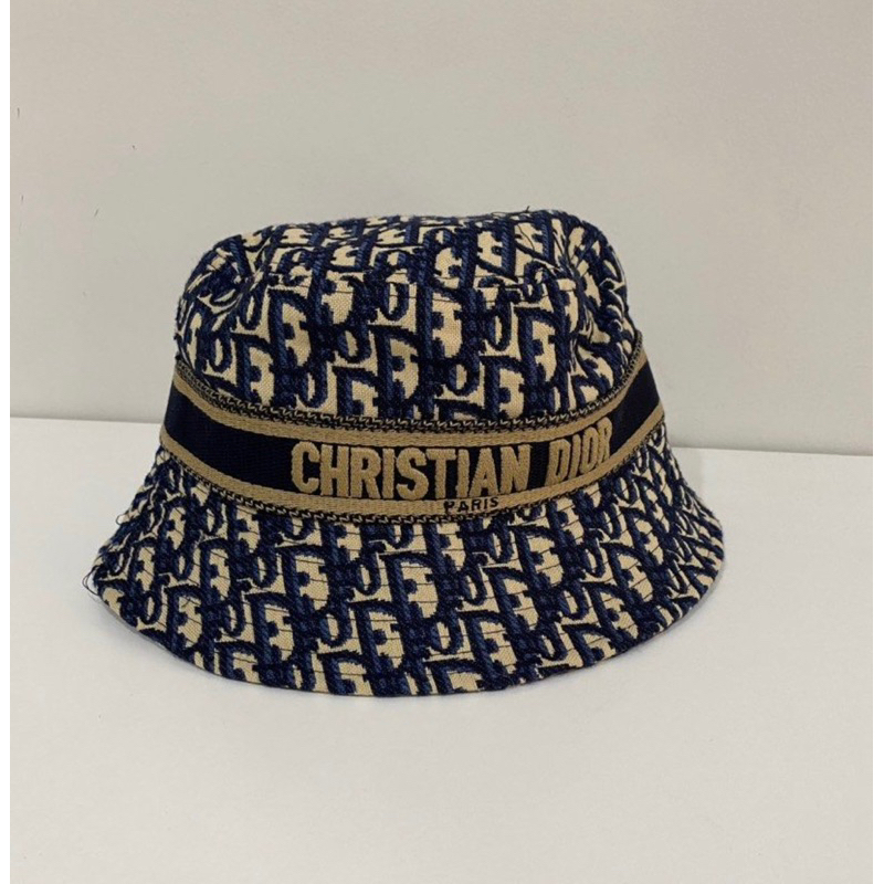 bucket hat dior