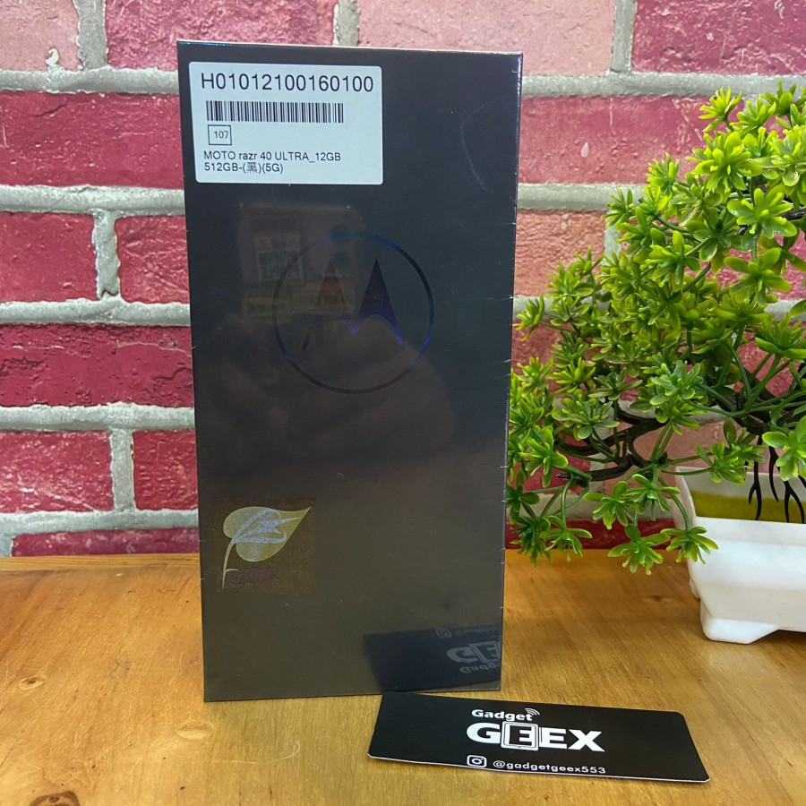Motorola Razr 40 Ultra 5G 12GB 512GB Infinite black Global HK pajak