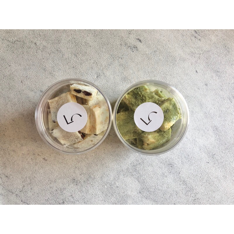 

Snowflake Crisp in Jar