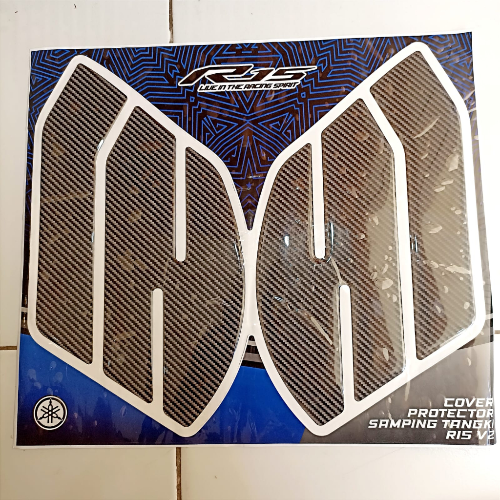 stiker emblem body samping protector tanki r15 v2 timbul untuk motor r15 v2